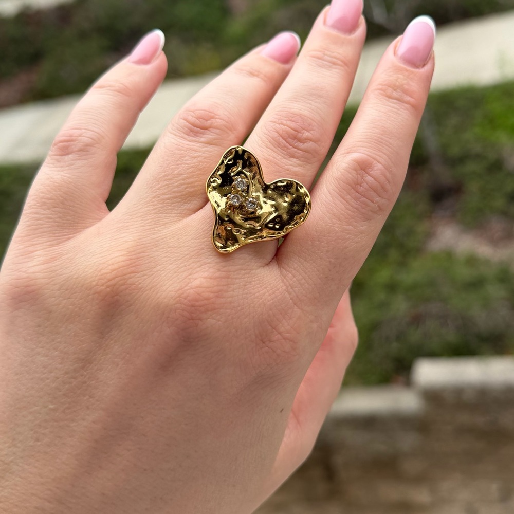 Gold Textured Heart Ring - Picture 2 of 4